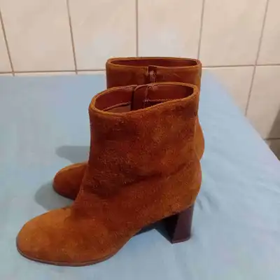 Bota de couro legítimo da arezzo