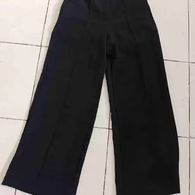 Calça simples veste P social