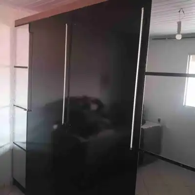 Guarda roupa 6 portas